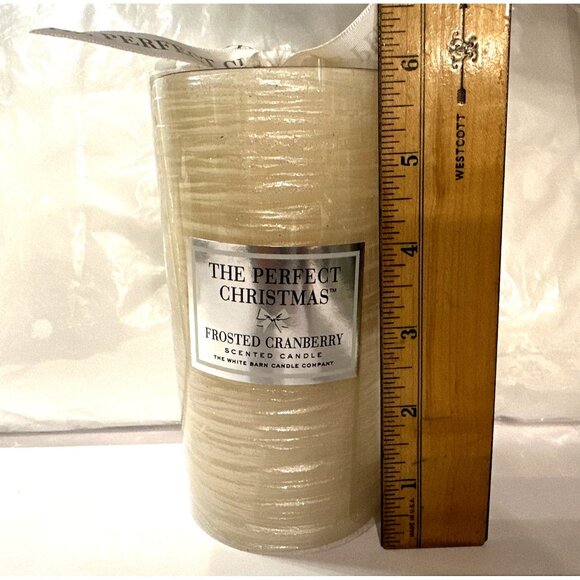 The Perfect Christmas Candle Frosted Cranberry Scented 6” Burns 85 Hours SEALED - Picture 7 of 7